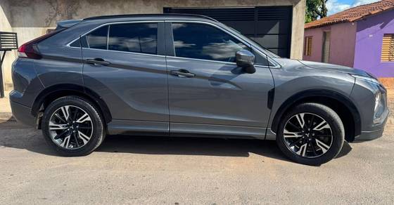 MITSUBISHI ECLIPSE CROSS 1.5 MIVEC TURBO GASOLINA HPE-S S-AWC CVT
